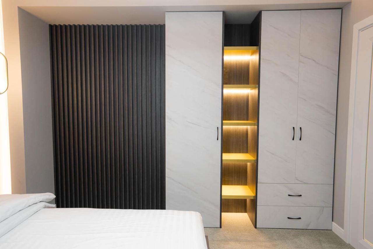 Deluxe Aparthotel Marwell Residence Suceava Exterior photo