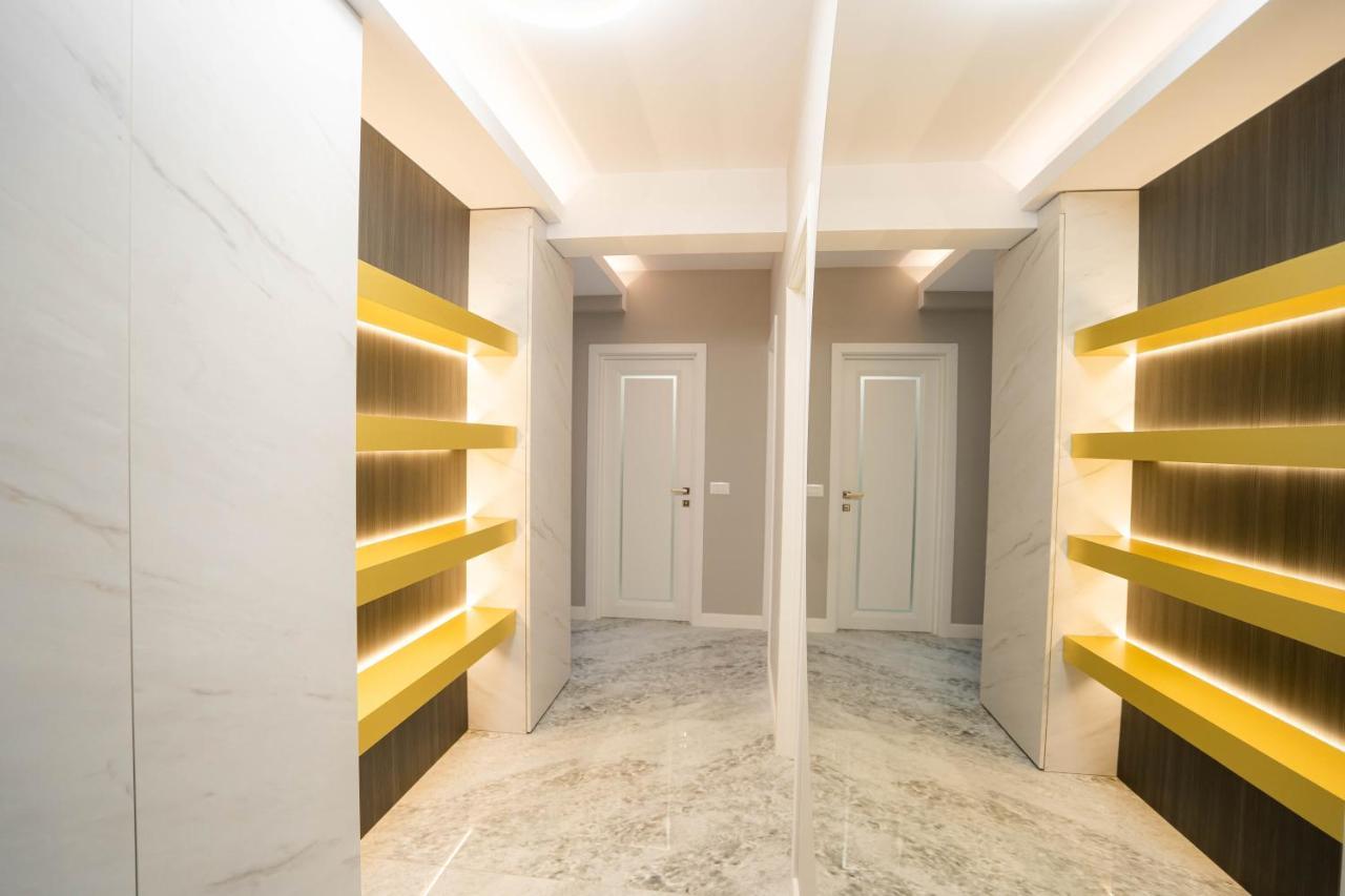 Deluxe Aparthotel Marwell Residence Suceava Exterior photo