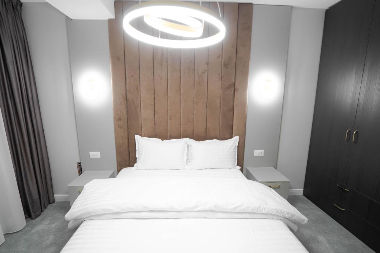 Deluxe Aparthotel Marwell Residence Suceava Exterior photo