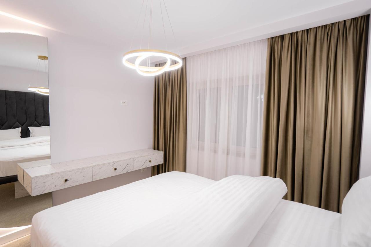 Deluxe Aparthotel Marwell Residence Suceava Exterior photo