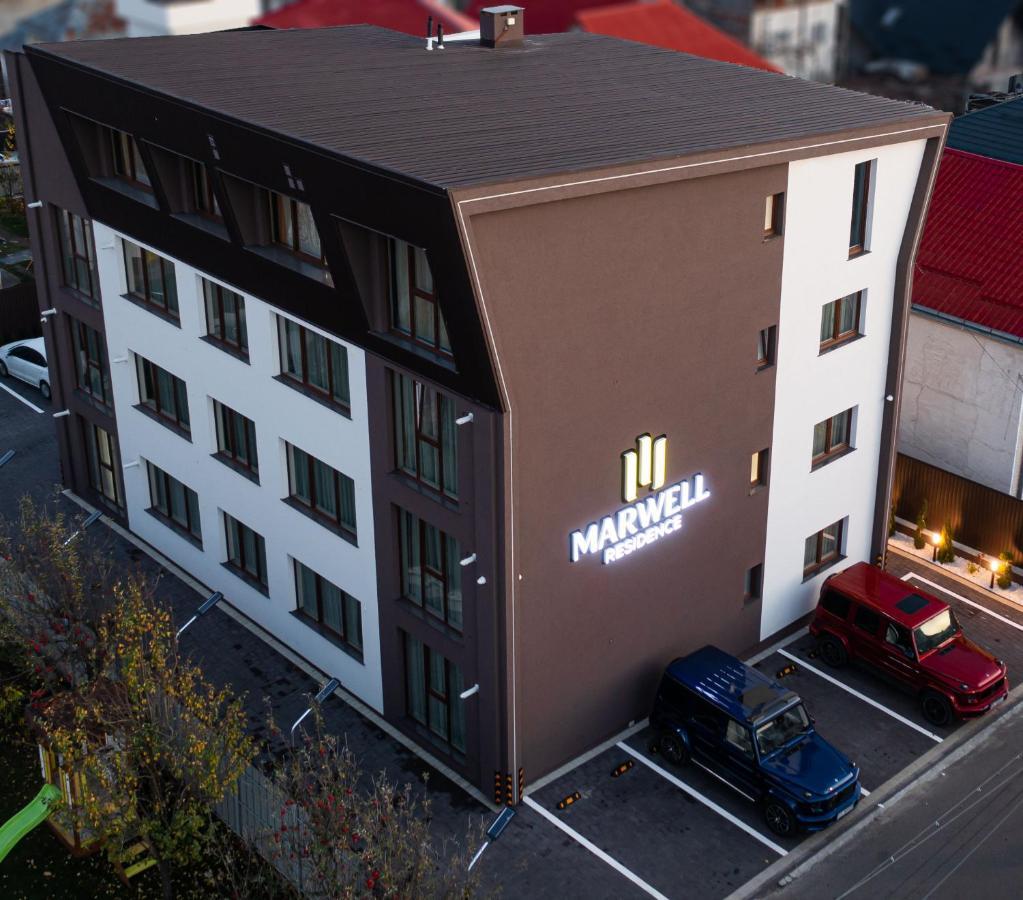 Deluxe Aparthotel Marwell Residence Suceava Exterior photo